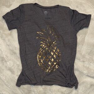 Woman’s O’Neill Pineapple Graphic Top